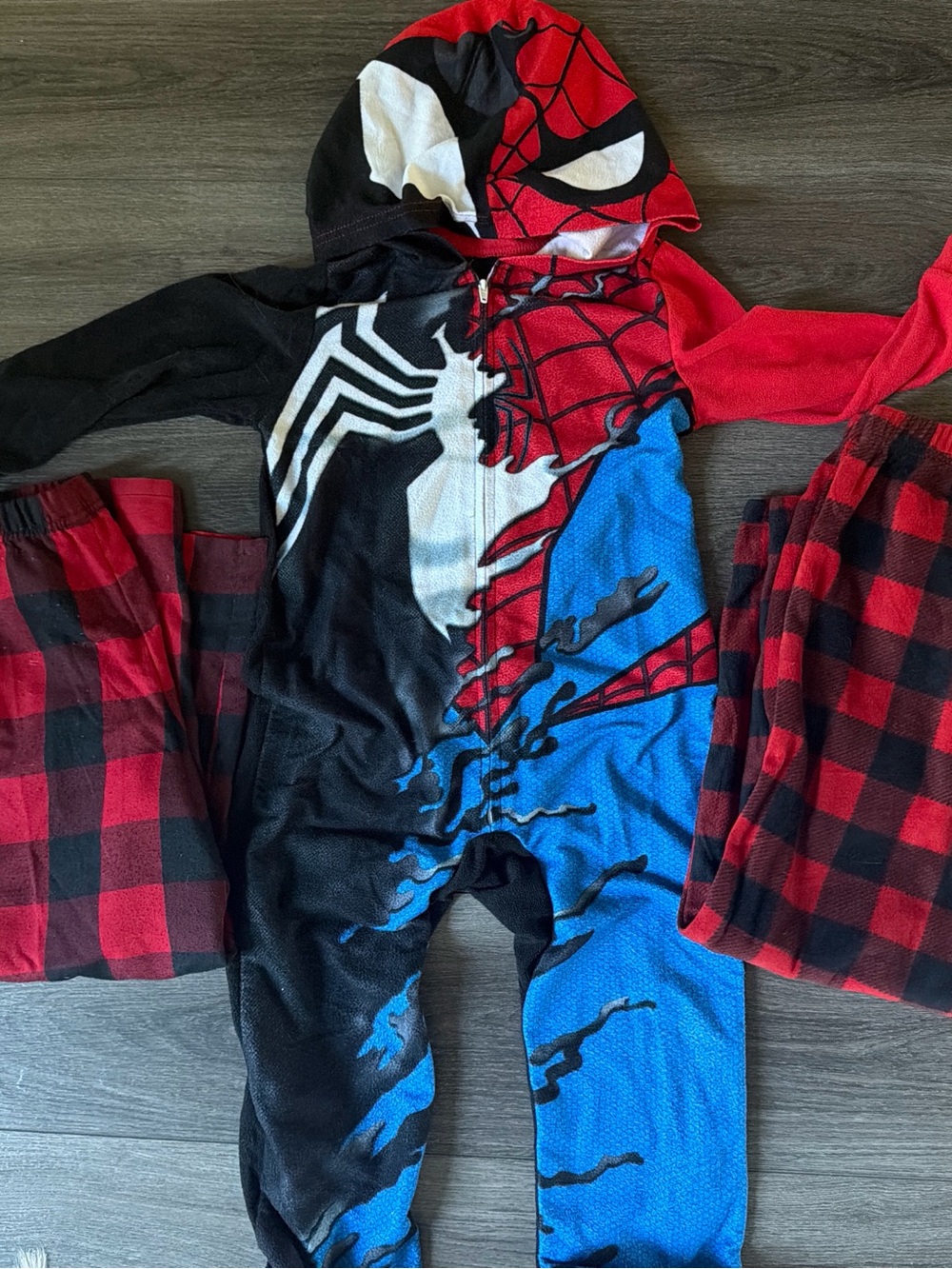 3pc Lot Boys SpiderMan Venom Hooded pajama Onesie l buffalo plaid pj pants sz 6